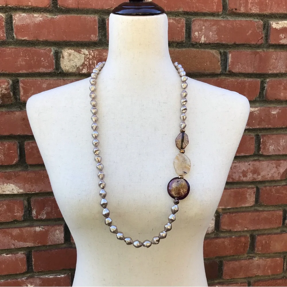 Chico's Beaded Statement Necklace Neutral Single Strand Faux Pearls Classic - Picture 2 of 9